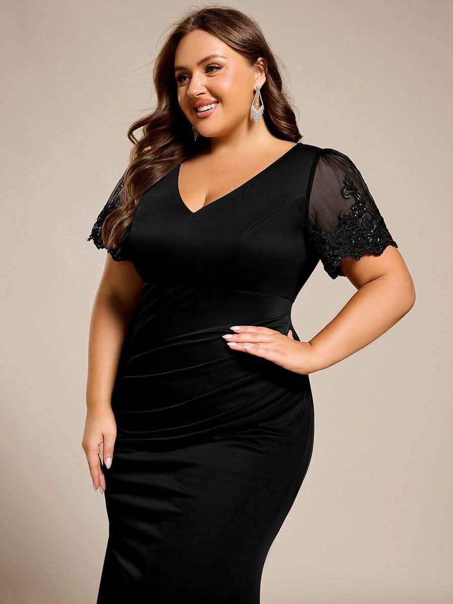 Plus Size Short Sleeve Fishtail V-Neck Beaded Formal Dress #color_Black
