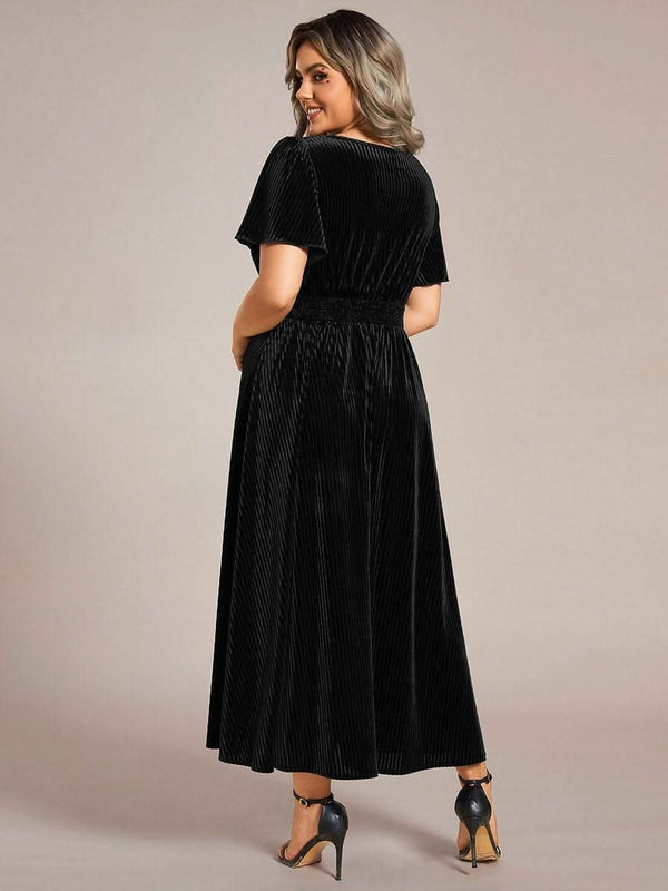 ever AZALEA|Graceful V-Neck Waist Design Short Sleeves Fall Velvet Midi Bridesmaid Dress