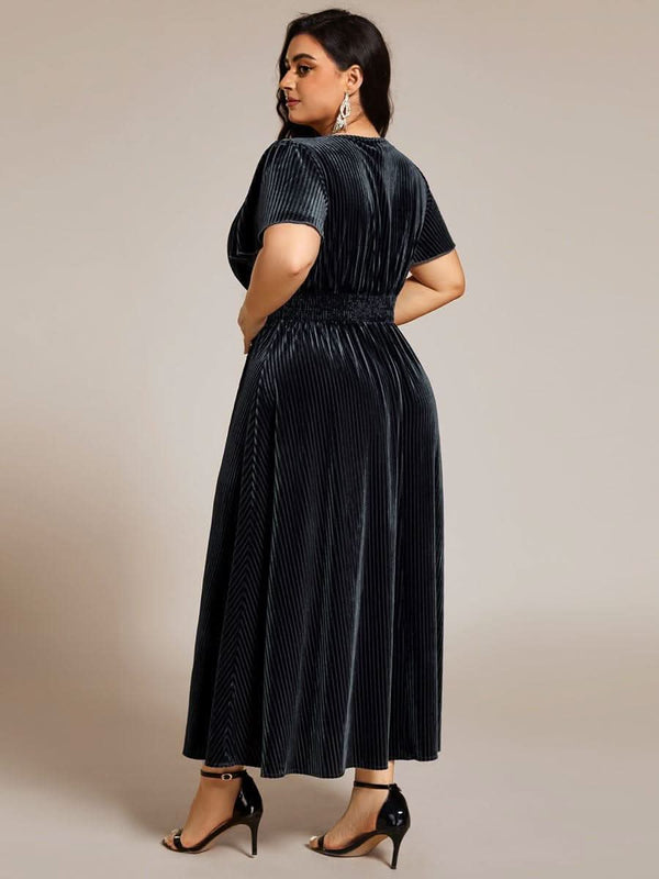 ever AZALEA|Graceful V-Neck Waist Design Short Sleeves Fall Velvet Midi Bridesmaid Dress