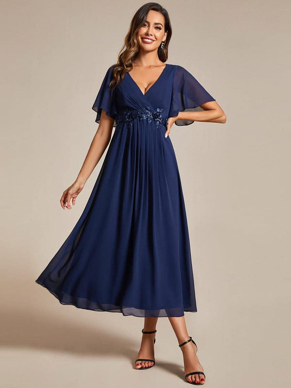 ever DAHLIA|Floral Applique Short Sleeve V-Neck Chiffon Bridesmaid Dress