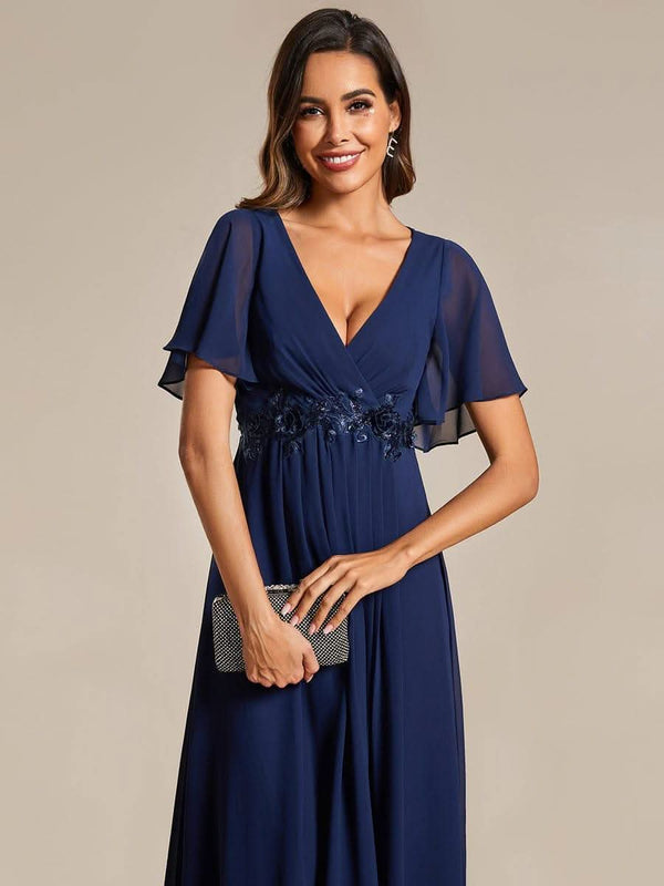 ever DAHLIA|Floral Applique Short Sleeve V-Neck Chiffon Bridesmaid Dress