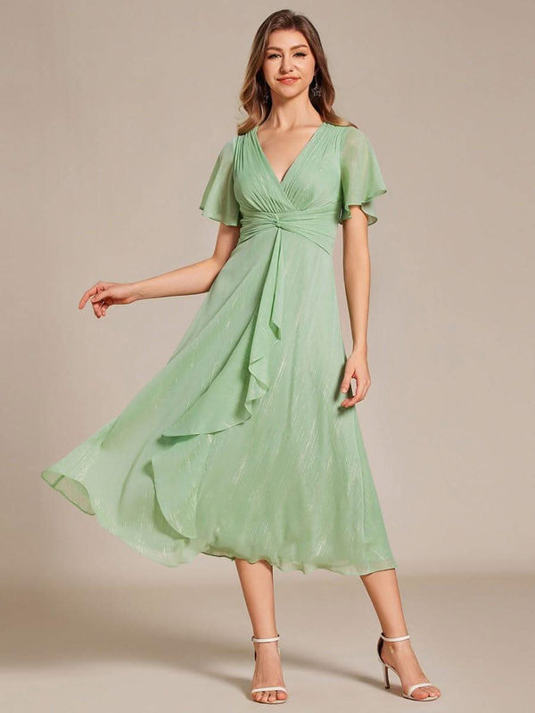 ever OPAHL|Silver Metallic Fabric V-Neck A-Line Evening Dress Featuring Delicate Ruffled Hem
