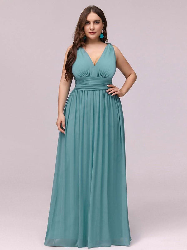 pretty HUSH|Plus Size Sleeveless V-Neck Chiffon Semi Bridesmaid Dress