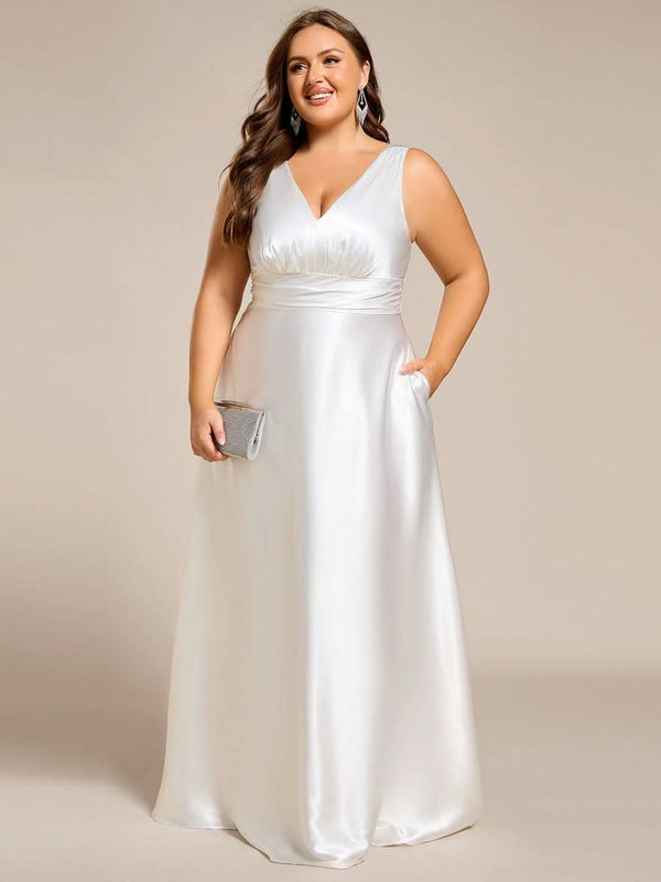 pretty INDY|Plus Size Satin Empire Waist Maxi Bridesmaid Dress with Pockets