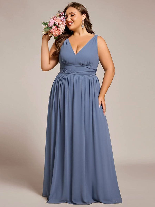 pretty HUSH|Plus Size Sleeveless V-Neck Chiffon Semi Bridesmaid Dress