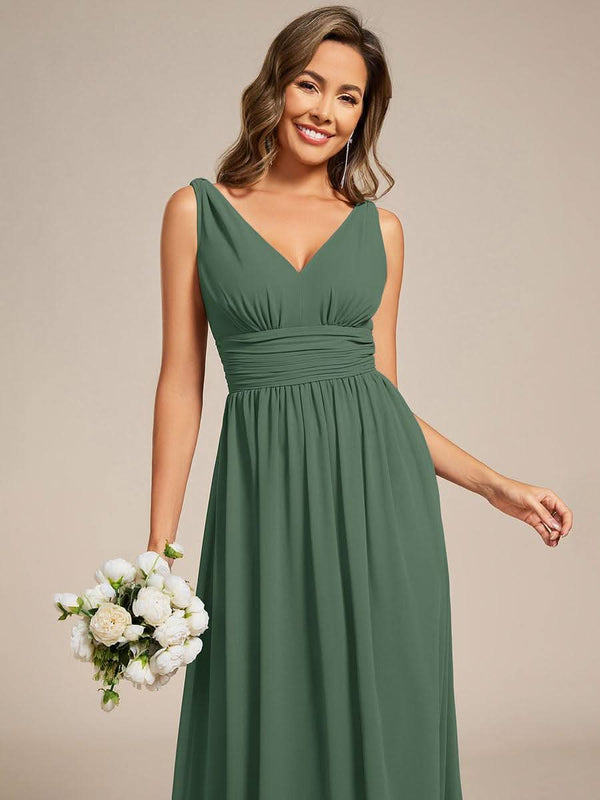 ever HUSH|Chiffon Empire Waist Sleeveless Pleated V-neck Bridesmaid Dress