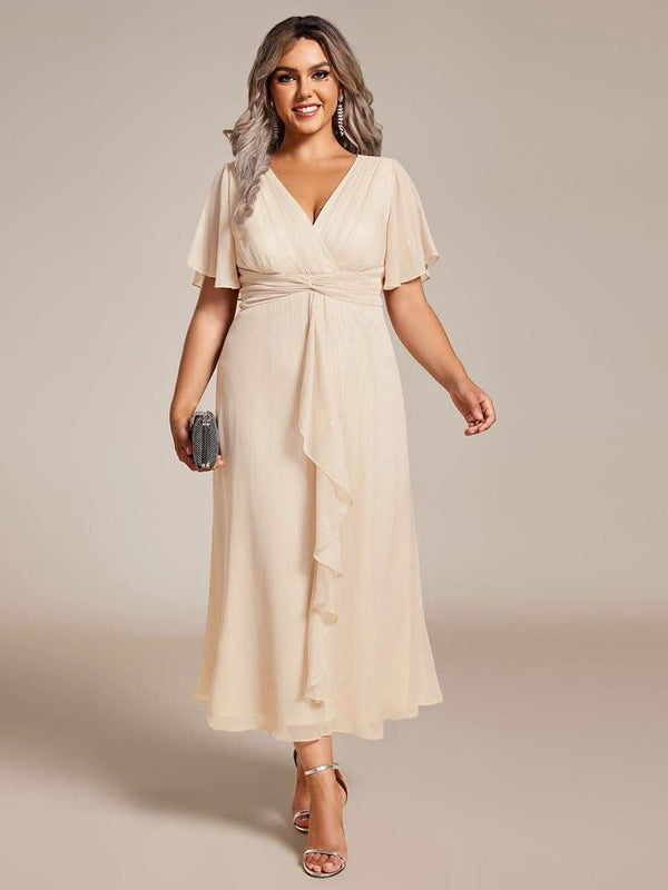 ever OPAHL|Silver Metallic Fabric V-Neck A-Line Evening Dress Featuring Delicate Ruffled Hem