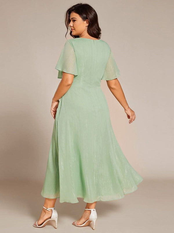 ever OPAHL|Silver Metallic Fabric V-Neck A-Line Evening Dress Featuring Delicate Ruffled Hem